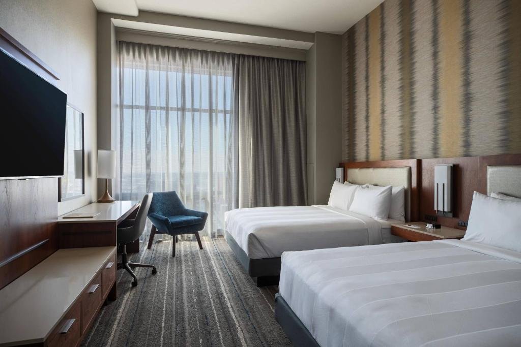 Marriott Downtown (Muehlebach) Hotel High Floor Double Room
